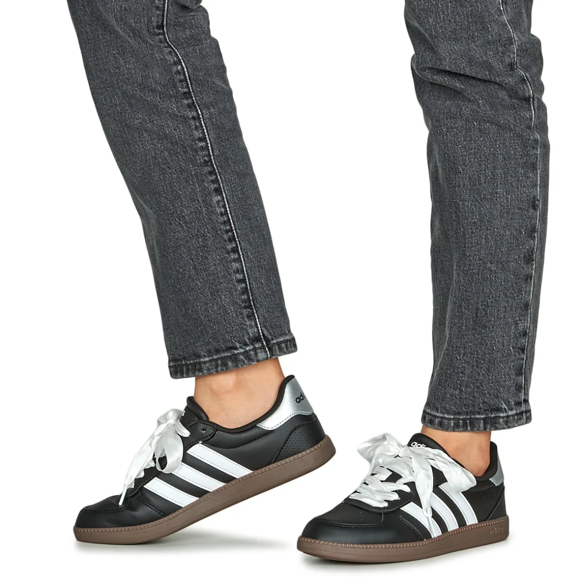 Adidas Sportswear - BREAKNET SLEEK