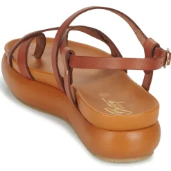 Betty London - AGNES