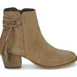 Betty London - ANDREA