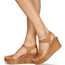 Betty London - CHARLOTA