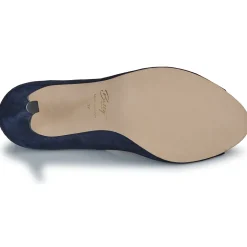 Betty London - EMANA