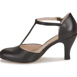 Betty London - ESTELLE