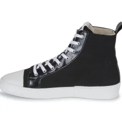 Betty London - ETOILE