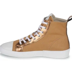 Betty London - ETOILE