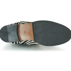 Betty London - HUGUETTE