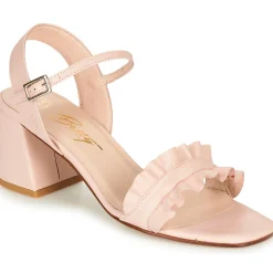 Betty London - MARIKA