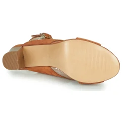 Betty London - MARIPOL