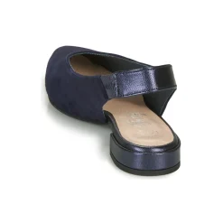 Betty London - MITONI