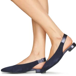 Betty London - MITONI