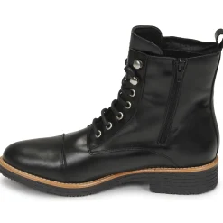 Betty London - MONNICA