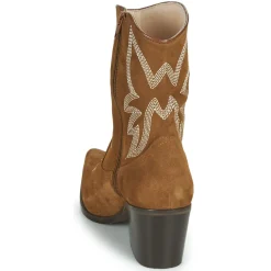 Betty London - MOSSINO