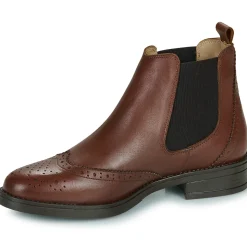 Betty London - NELLA