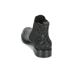 Betty London - NOLLA