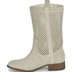 Betty London - ONEVAR