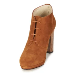 Betty London - PANAY