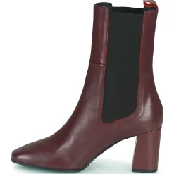 Betty London - PASTILLE