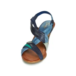 Betty London - POULOI