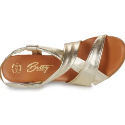 Betty London - POULOI