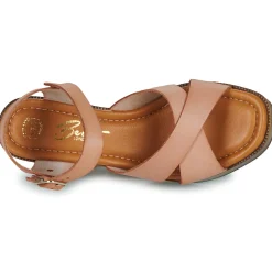 Betty London - TANIA