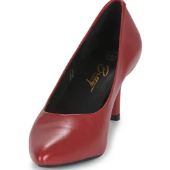 Betty London - VERAMENTA