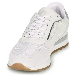 Betty London - ZELLIE