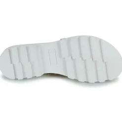 Casual Attitude - BELDOU