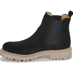 Casual Attitude - BELLANE