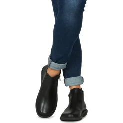 Casual Attitude - ESTIVA