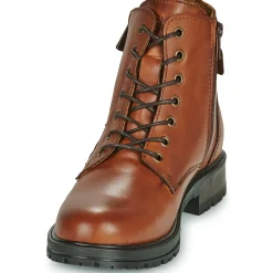 Casual Attitude - NUNAISE