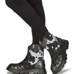 Irregular Choice - STEP IN STYLE