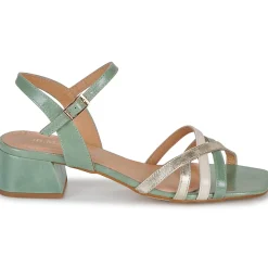 JB Martin - VICTORIA