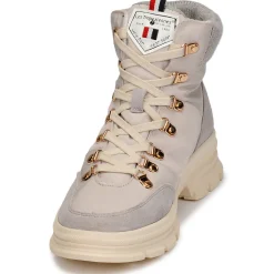 Les Tropéziennes par M Belarbi - CAKE