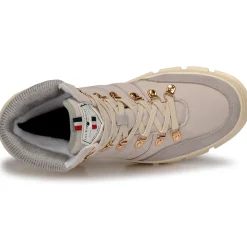 Les Tropéziennes par M Belarbi - CAKE