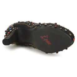 Miss L'Fire - SHOWGIRL