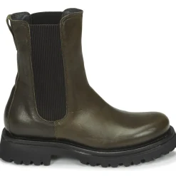 Moma - 74302C-CU-OLD-TRAFFORD