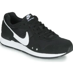 Nike - VENTURE RUNNER