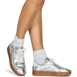 Steve Madden - EUPHORIA