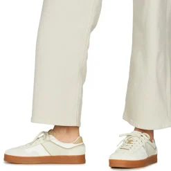 Tommy Jeans - THE GREENWICH MIX MEDIA