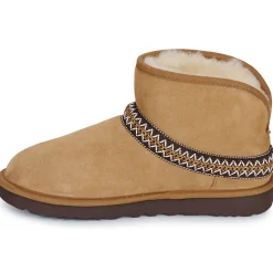 UGG - CLASSIC MINI CRESCENT