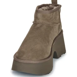 UGG - W CLASSIC ULTRA MINI NEW HEIGHTS