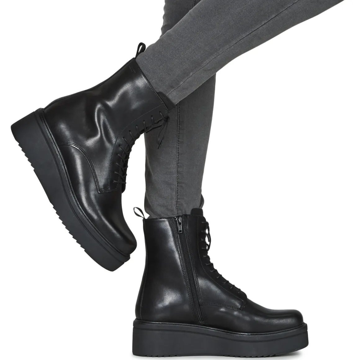 Vagabond Shoemakers - TARA