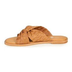 Vanessa Wu - KAMILLA