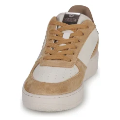 Victoria - 1258222CUERO